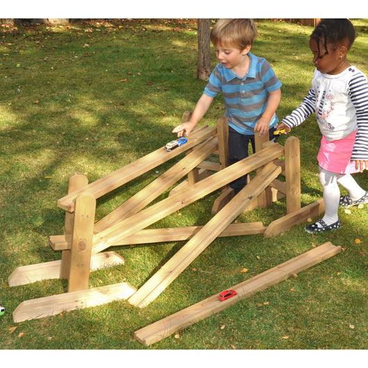 Wooden Chutes And Stands (9Pk)